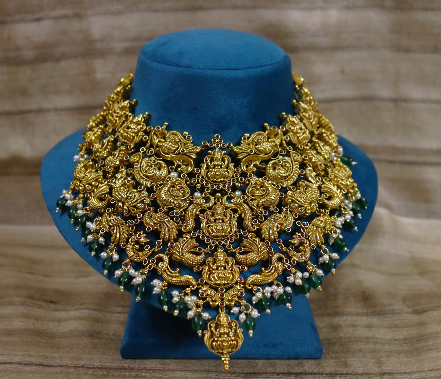 Temple Laxmi Flat Choker