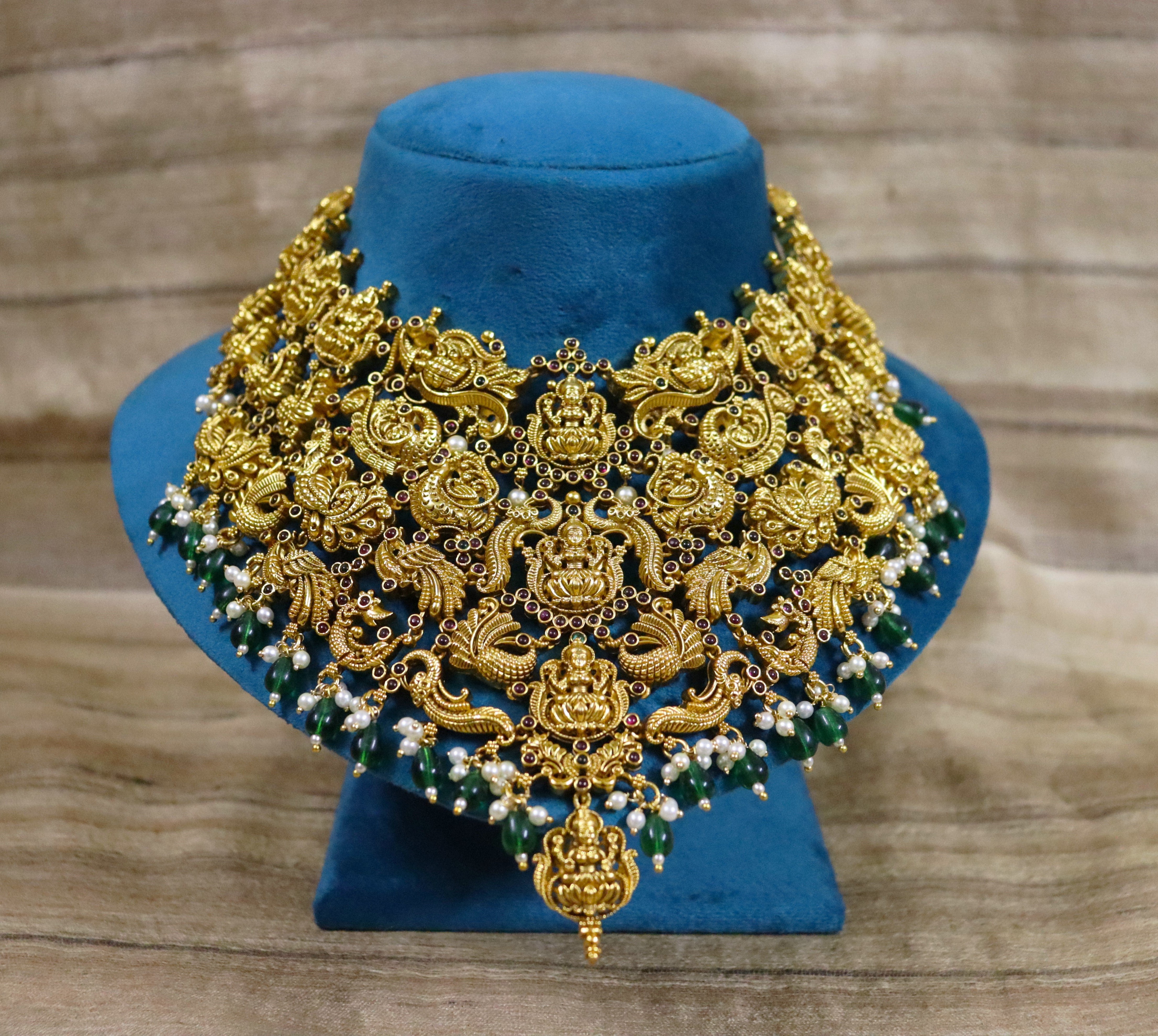 Temple Laxmi Flat Choker