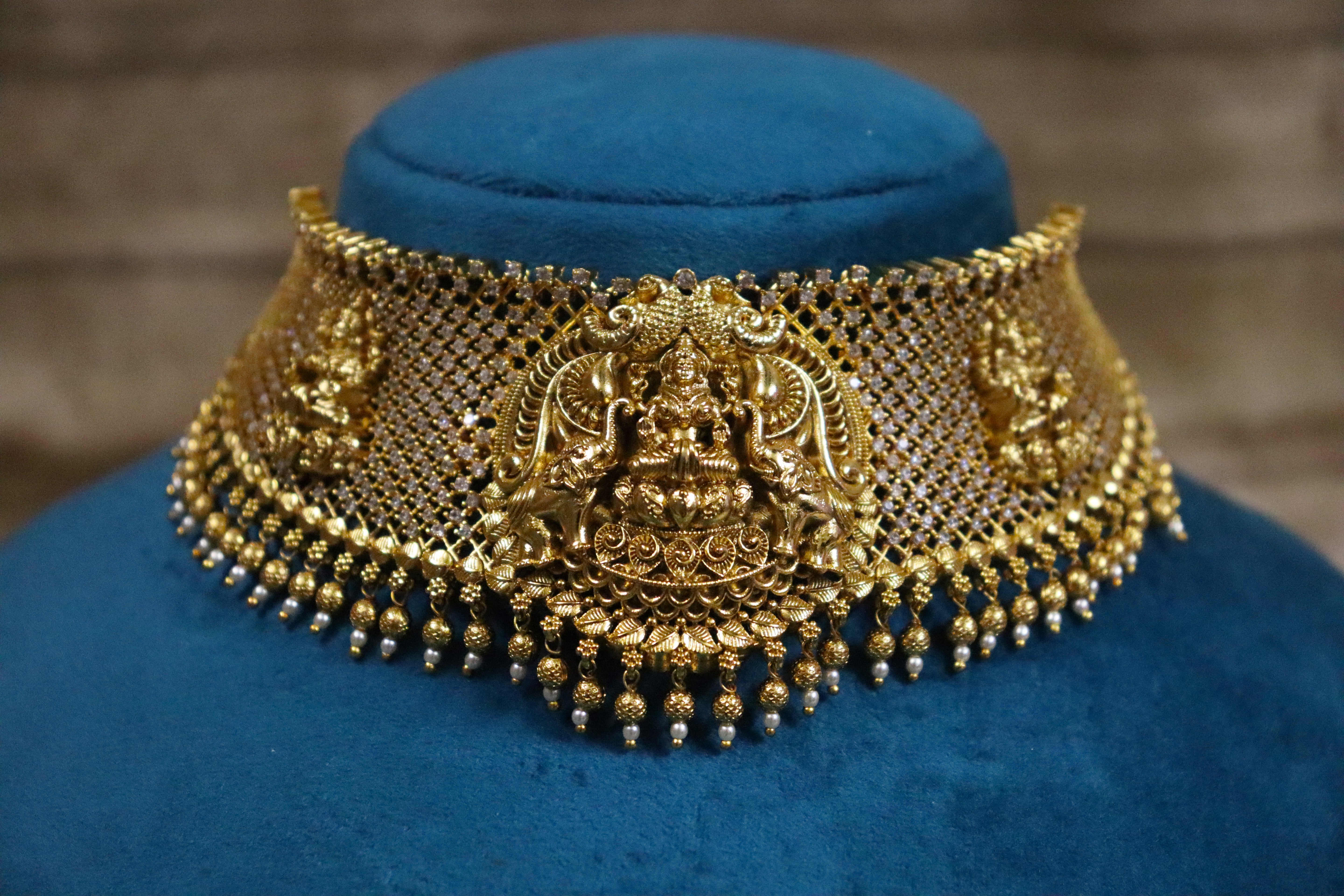 Temple Jaali Laxmi Choker