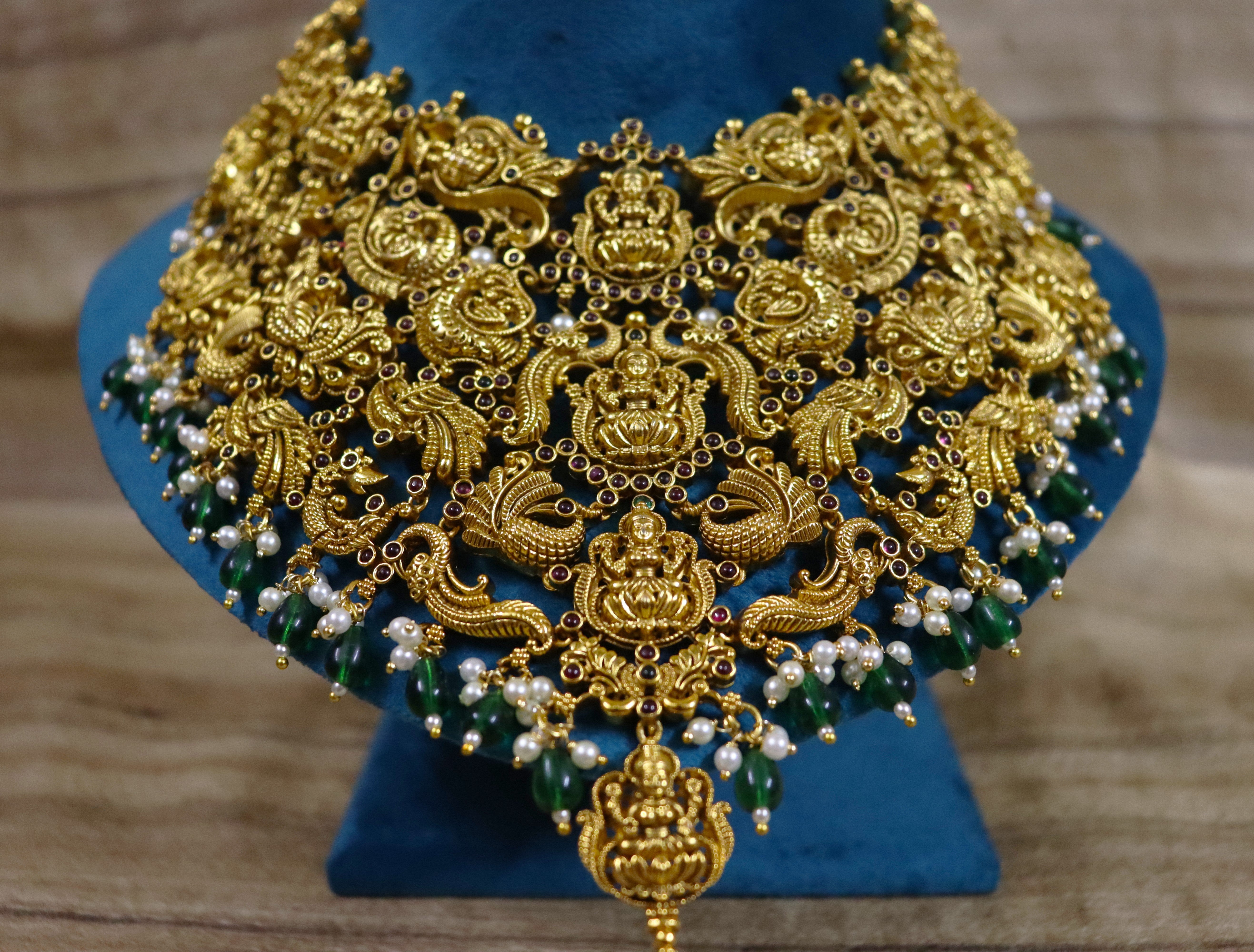 Temple Laxmi Flat Choker