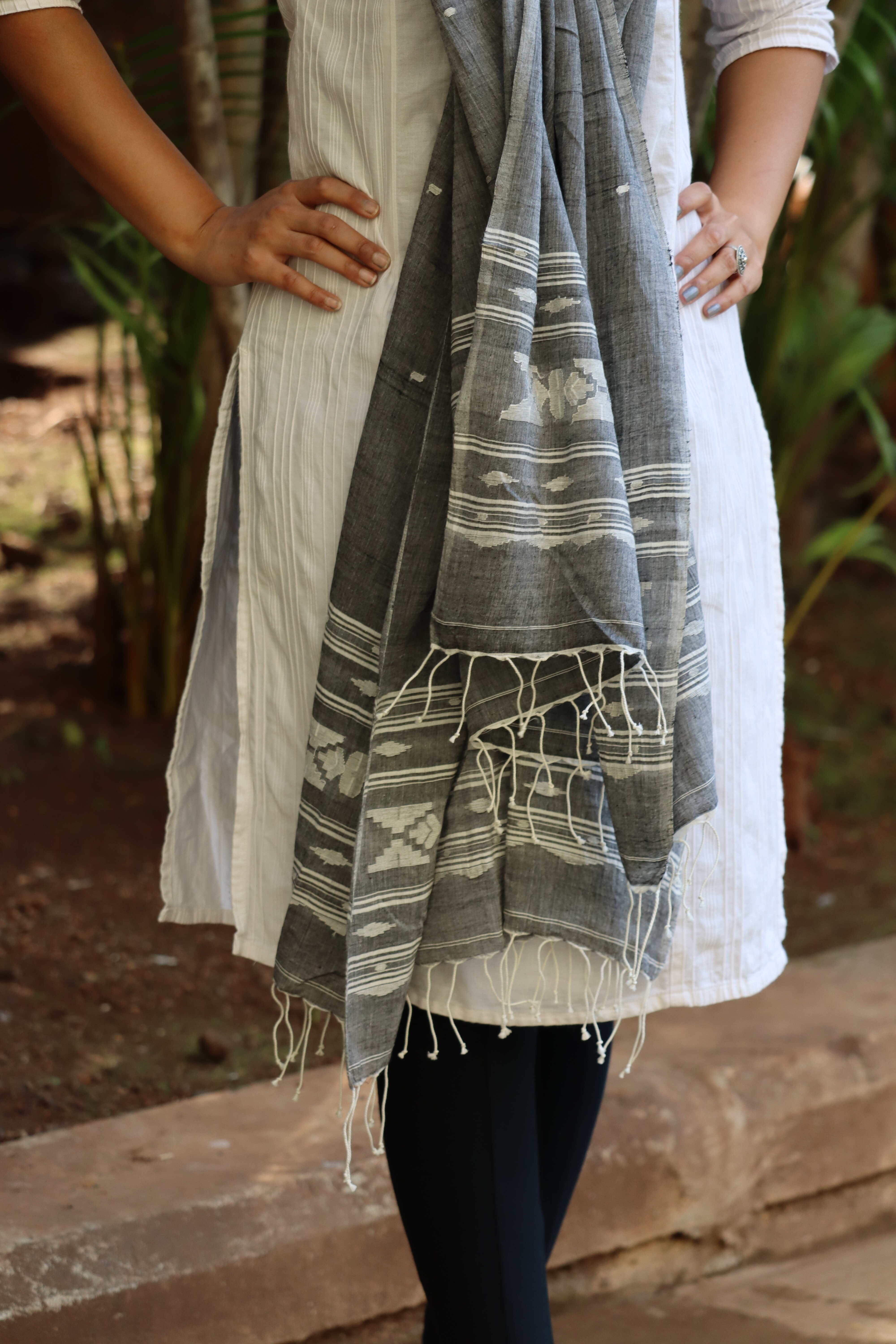 Handloom Jamdani stole